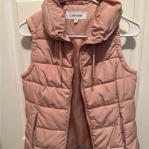 Calvin Klein Women’s Quilted Puffer Vest - Dusty Rose